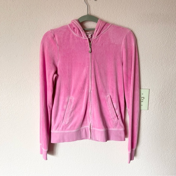 Juicy Couture Tops - Y2K mcbling bubblegum pink juicy couture rhinestone J zipper velour hoodie